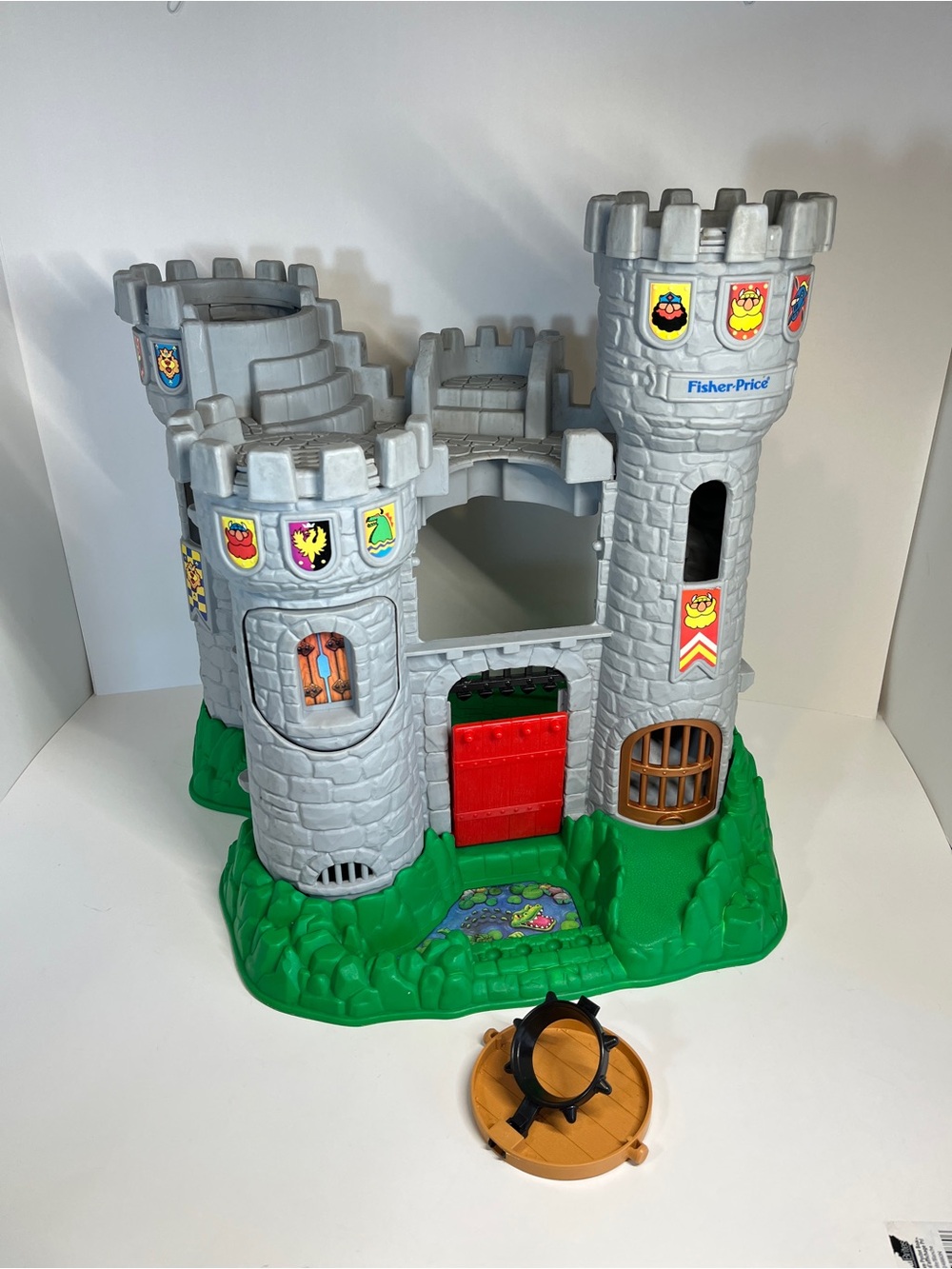 Vintage 1994 Fisher-Price Great Adventures Castle Playset Incomplete W/ CATAPULT